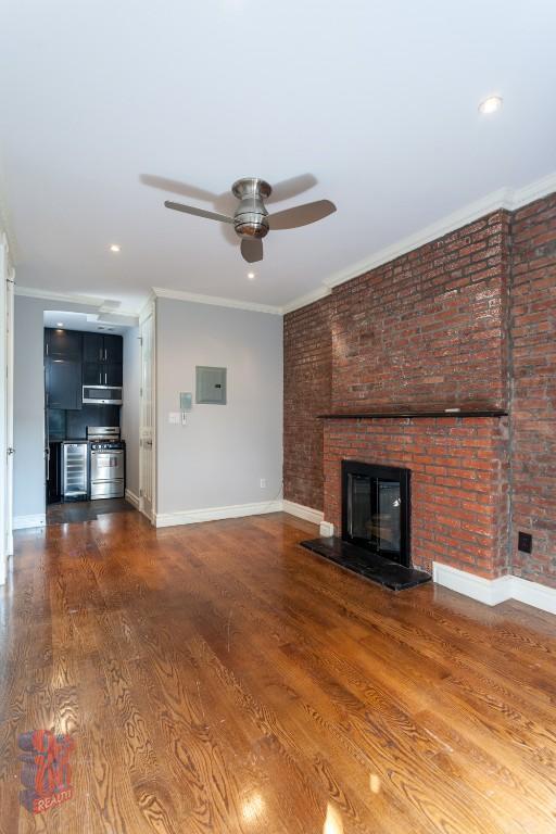property at 562 Hudson St