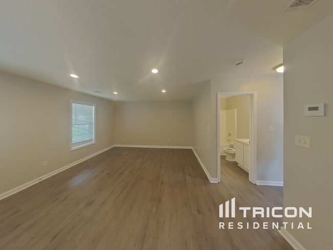 700 Kaylors Mdw in Locust Grove, GA - Building Photo - Building Photo