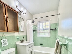 1132 W Northwood St in Greensboro, NC - Building Photo - Building Photo