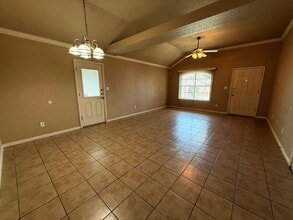 1300 Powder River Dr in Killeen, TX - Foto de edificio - Building Photo