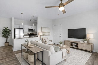 Copper Creek in Jackson, TN - Building Photo - Building Photo