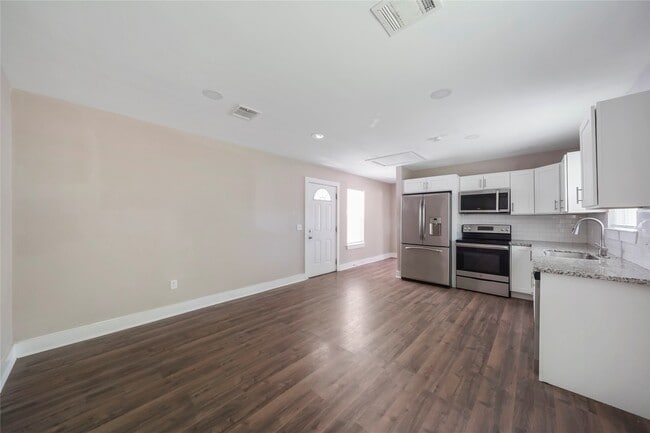 property at 3820 Lila St