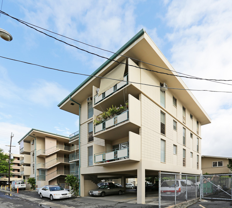 1641 Nuuanu Ave in Honolulu, HI - Building Photo