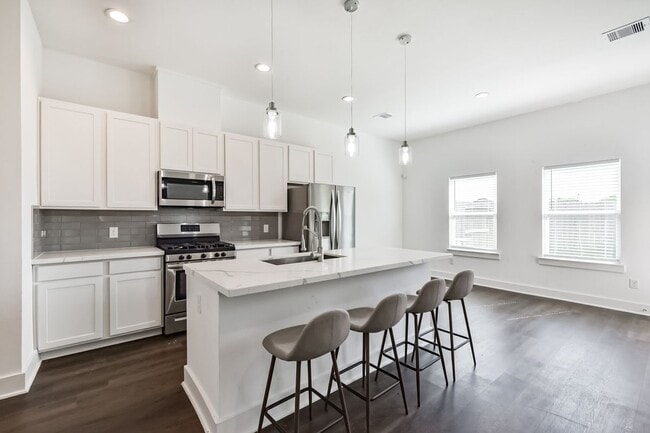 13151 Perennial Spgs Dr in Houston, TX - Building Photo - Building Photo