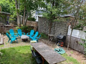 102 Rogers Ave, Unit 1 in Somerville, MA - Building Photo - Building Photo