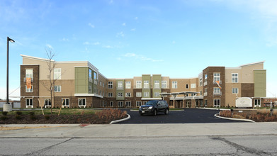 Vista Springs Greenbriar in Cleveland, OH - Building Photo - Building Photo