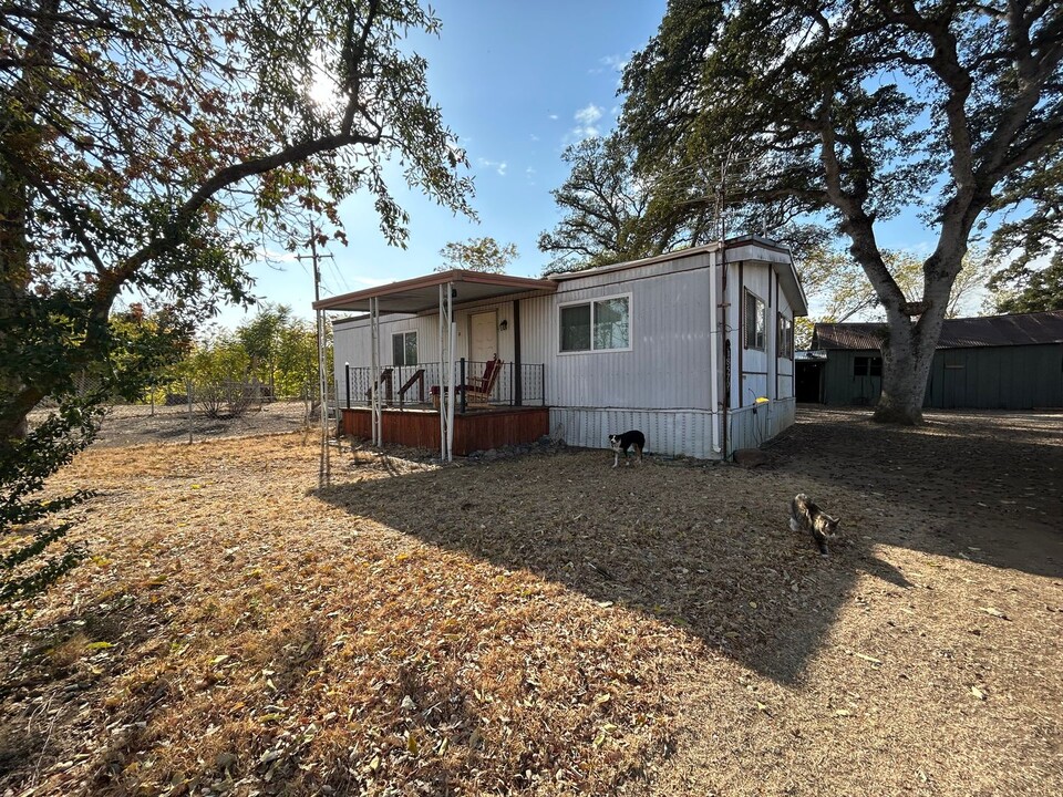 18570 Red Bank Rd in Red Bluff, CA - Building Photo