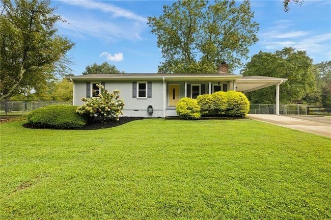 property at 3020 Land Rd