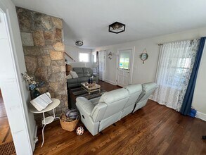 29 Harriet St in Norwalk, CT - Building Photo - Building Photo