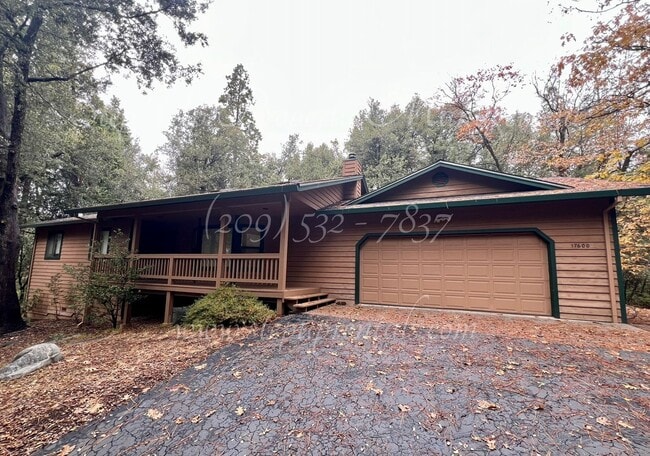 property at 17600 Brentwood Ln