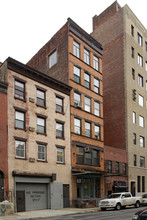 433 Washington St in New York, NY - Building Photo - Building Photo