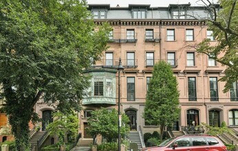 204 Beacon St, Unit 3 in Boston, MA - Building Photo - Building Photo