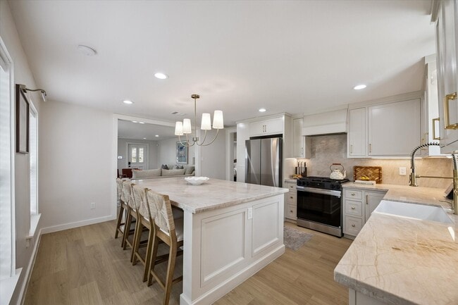 property at 1410 E 32nd 1/2 St