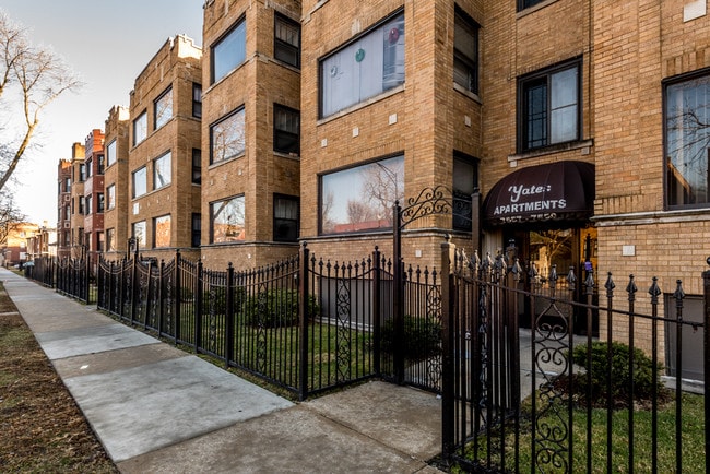 7549-59 S Yates Blvd in Chicago, IL - Foto de edificio - Building Photo