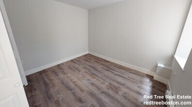 81 Park Dr, Unit A in Boston, MA - Building Photo - Building Photo