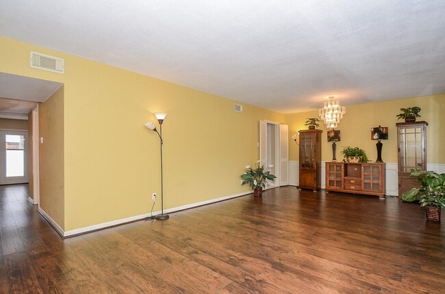 property at 1641 W Sam Houston Pkwy S