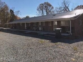 6051 Tobaccoville Rd in Tobaccoville, NC - Building Photo - Building Photo