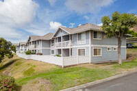 Makakilo Cliffs in Kapolei, HI - Foto de edificio - Building Photo