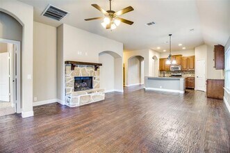 4610 Lone Grove Way in Sherman, TX - Building Photo - Building Photo