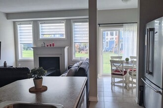 23 Gregory Ave in Collingwood, ON - Building Photo - Building Photo