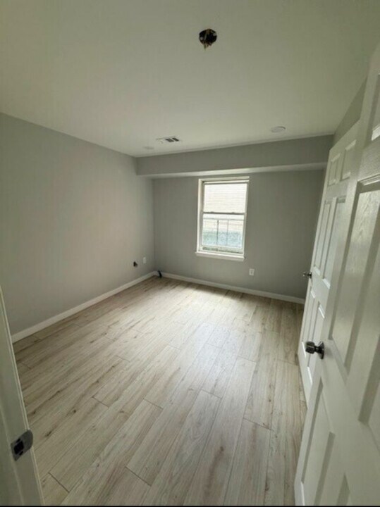 201 N 5th St, Unit 1 in Newark, NJ - Building Photo