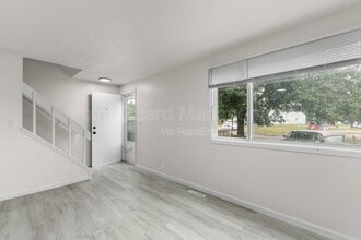 1812 S Cleveland Ave in Sioux Falls, SD - Building Photo - Building Photo