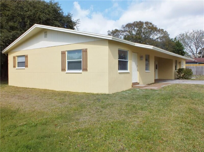 3447 Dahlia Pl in Largo, FL - Building Photo