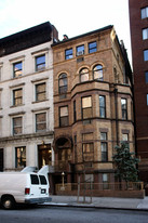 213 W 71st St Apartments