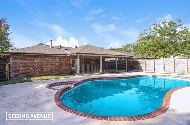 1614 Hillwood Dr in Mesquite, TX - Building Photo - Building Photo