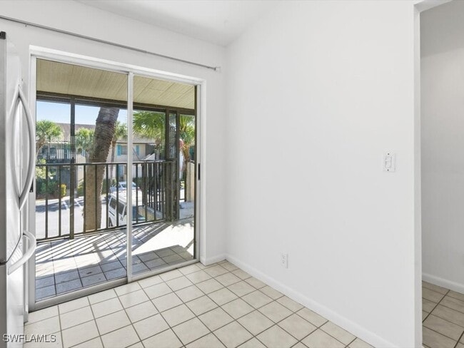property at 4130 Looking Glass Ln