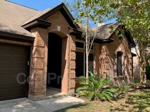 941 Rio Verde in New Braunfels, TX - Building Photo - Building Photo