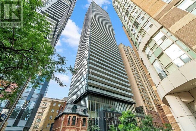 property at 15-1615 Grenville St