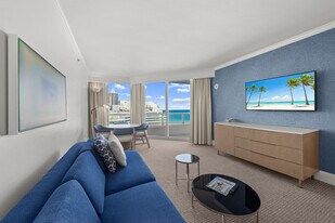 4441 Collins Ave, Unit SI ID1540449P in Miami Beach, FL - Building Photo
