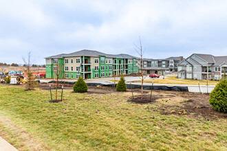 Parkview Apartments in Olathe, KS - Building Photo - Building Photo