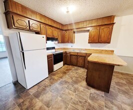 2946 Robert Rd in Shawnee, OK - Building Photo - Building Photo