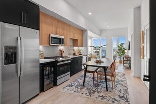 The Parker in Los Angeles, CA - Building Photo