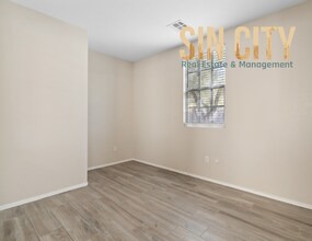 5377 Brazelton St in North Las Vegas, NV - Building Photo - Building Photo