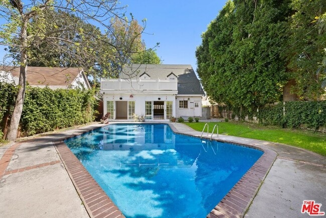 4309 Gentry Ave in Los Angeles, CA - Building Photo - Building Photo