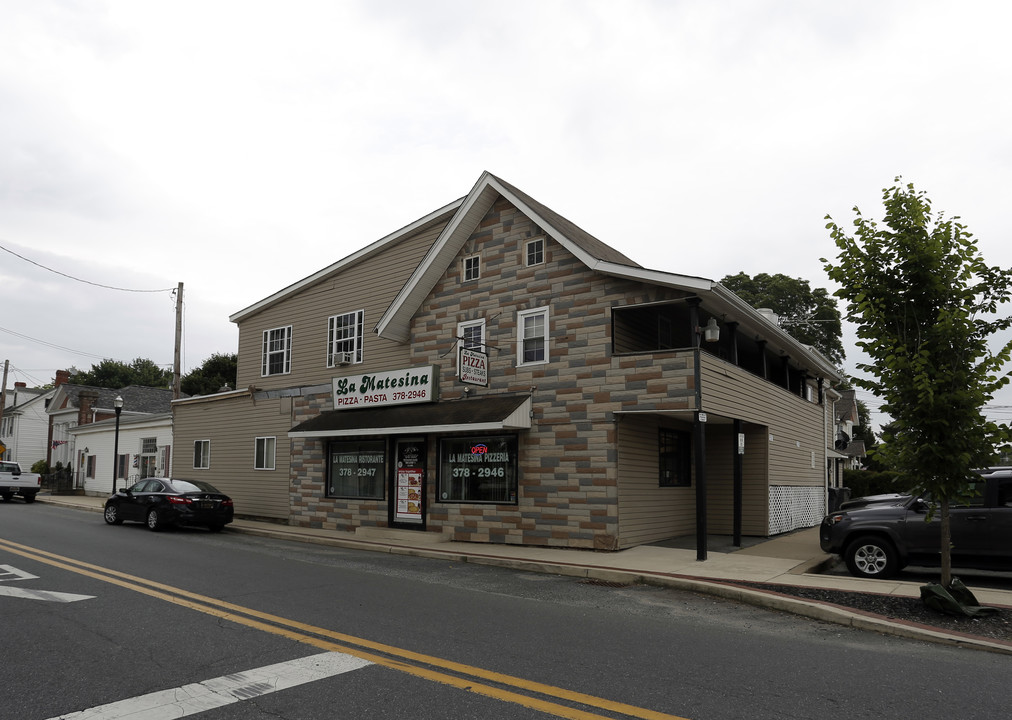 318 Main St in Townsend, DE - Foto de edificio