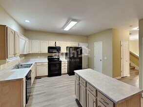 5608 Craftwood Ct in Antioch, TN - Building Photo - Building Photo