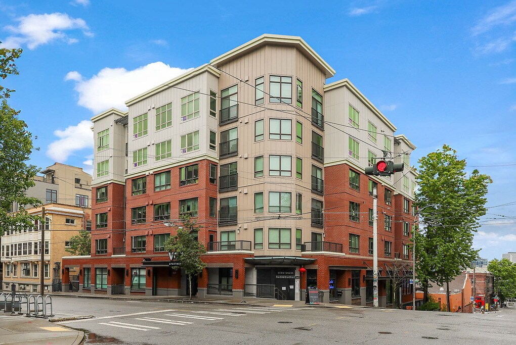 Vox in Seattle, WA - Building Photo
