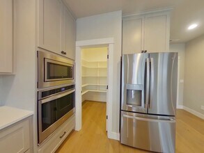 1565 Alsea Dr in Eugene, OR - Building Photo - Building Photo