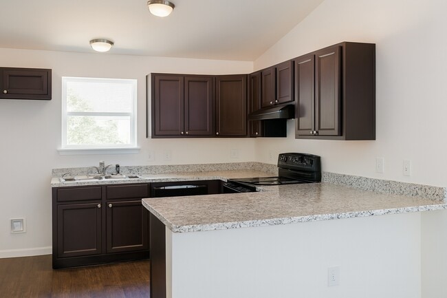 5463 NW 54th Pl in Ocala, FL - Building Photo - Building Photo