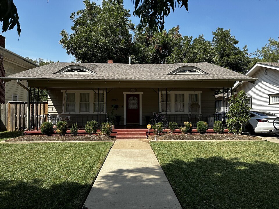 2037 NW 18th St in Oklahoma City, OK - Building Photo