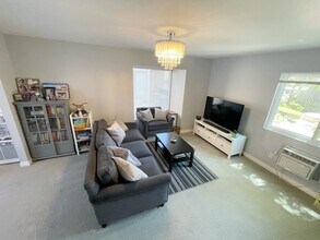 7962 Mission Center Ct in San Diego, CA - Building Photo - Building Photo