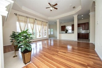 13113 Sunset Cliff Ct in Sugar Land, TX - Building Photo - Building Photo