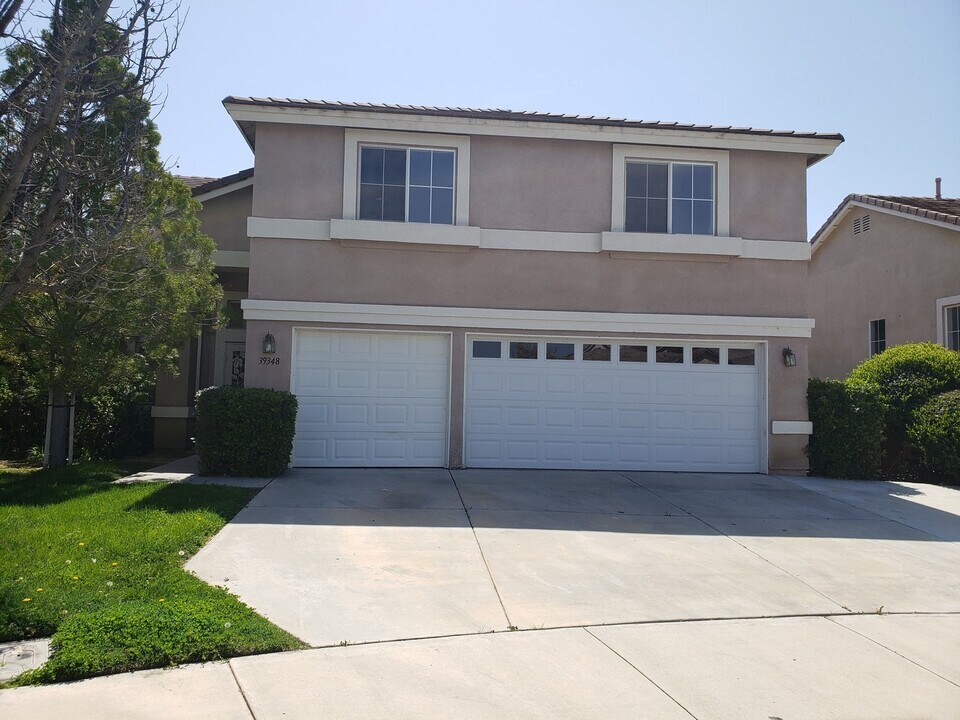 39348 Colony Union St in Murrieta, CA - Building Photo