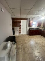 109 Washington Ave, Unit 3 Apartamentos