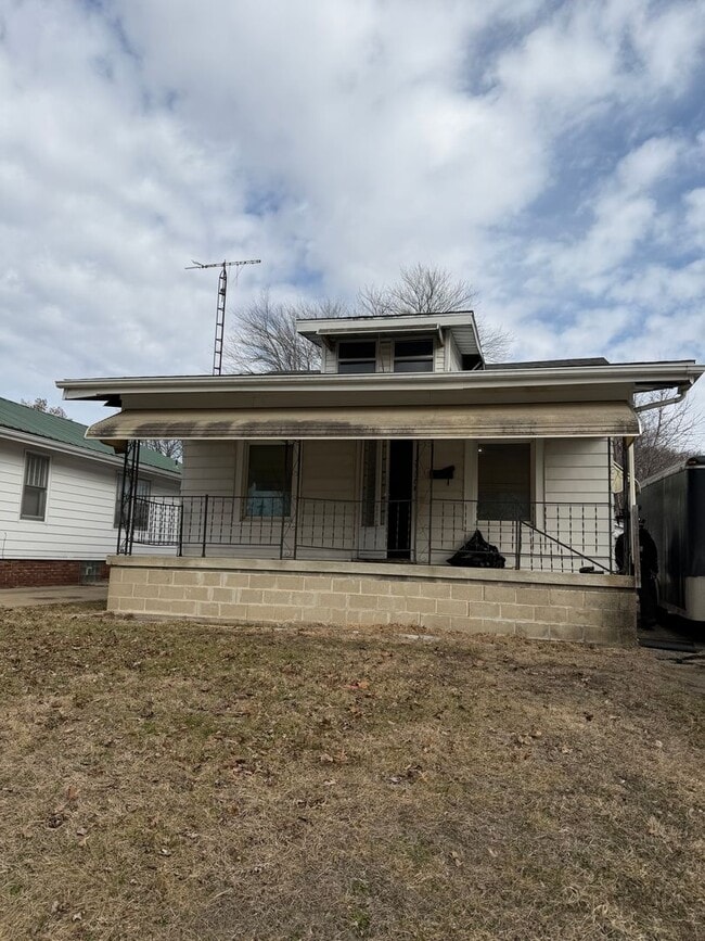 property at 2308 S 9th St