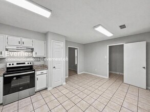 10731 Chateau Dr in Olive Branch, MS - Building Photo - Building Photo